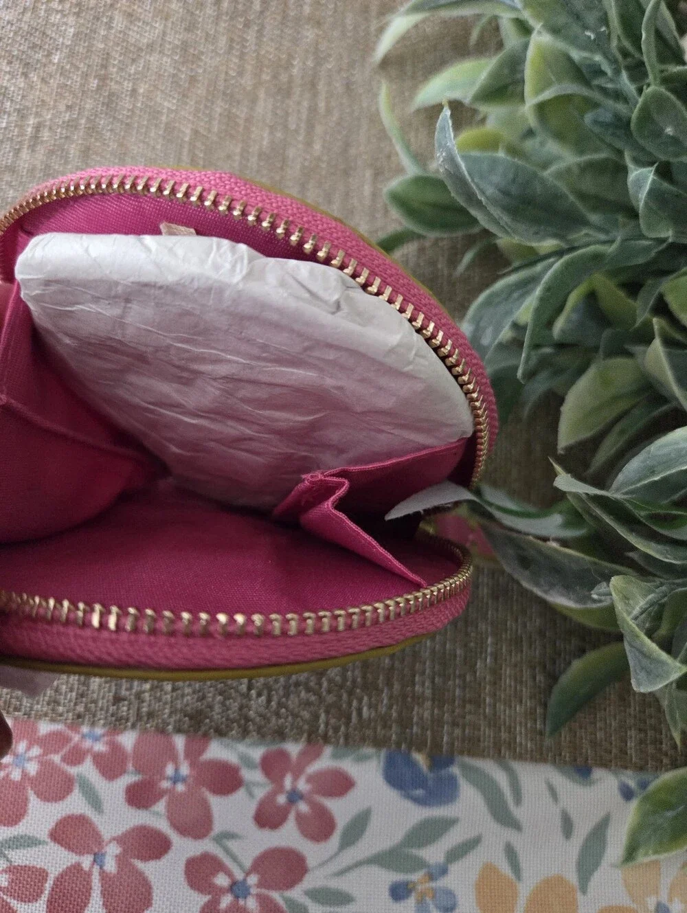 Vera Bradley Hot Pink Floral Round Coin Pouch